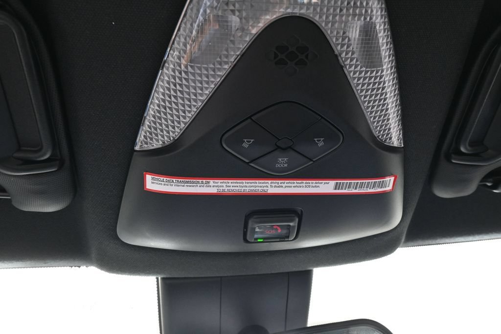 Used 2021 Toyota C-HR XLE FWD image 30