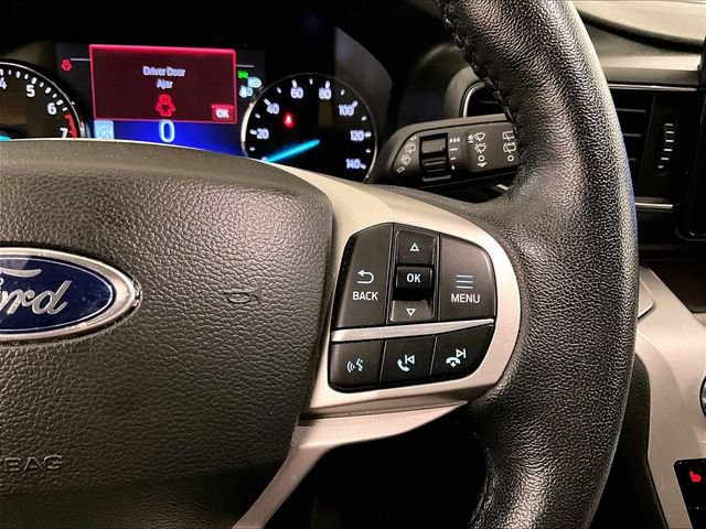 Used 2022 Ford Explorer XLT w/ Equipment Group 202A AWD/4WD image 18
