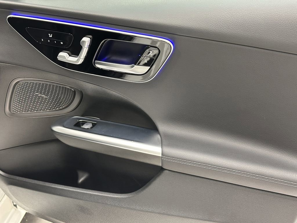 Certified 2022 Mercedes-Benz C 300 Sedan image 16