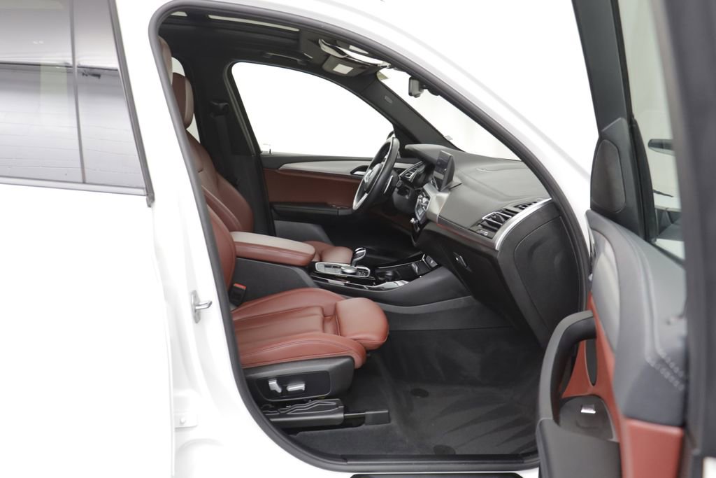Certified 2022 BMW X3 M40i w/ Parking Assistance Package image 19