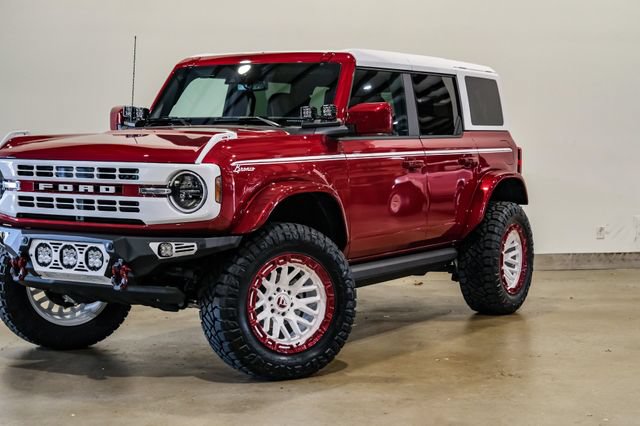Used 2025 Ford Bronco Heritage Edition AWD/4WD image 24