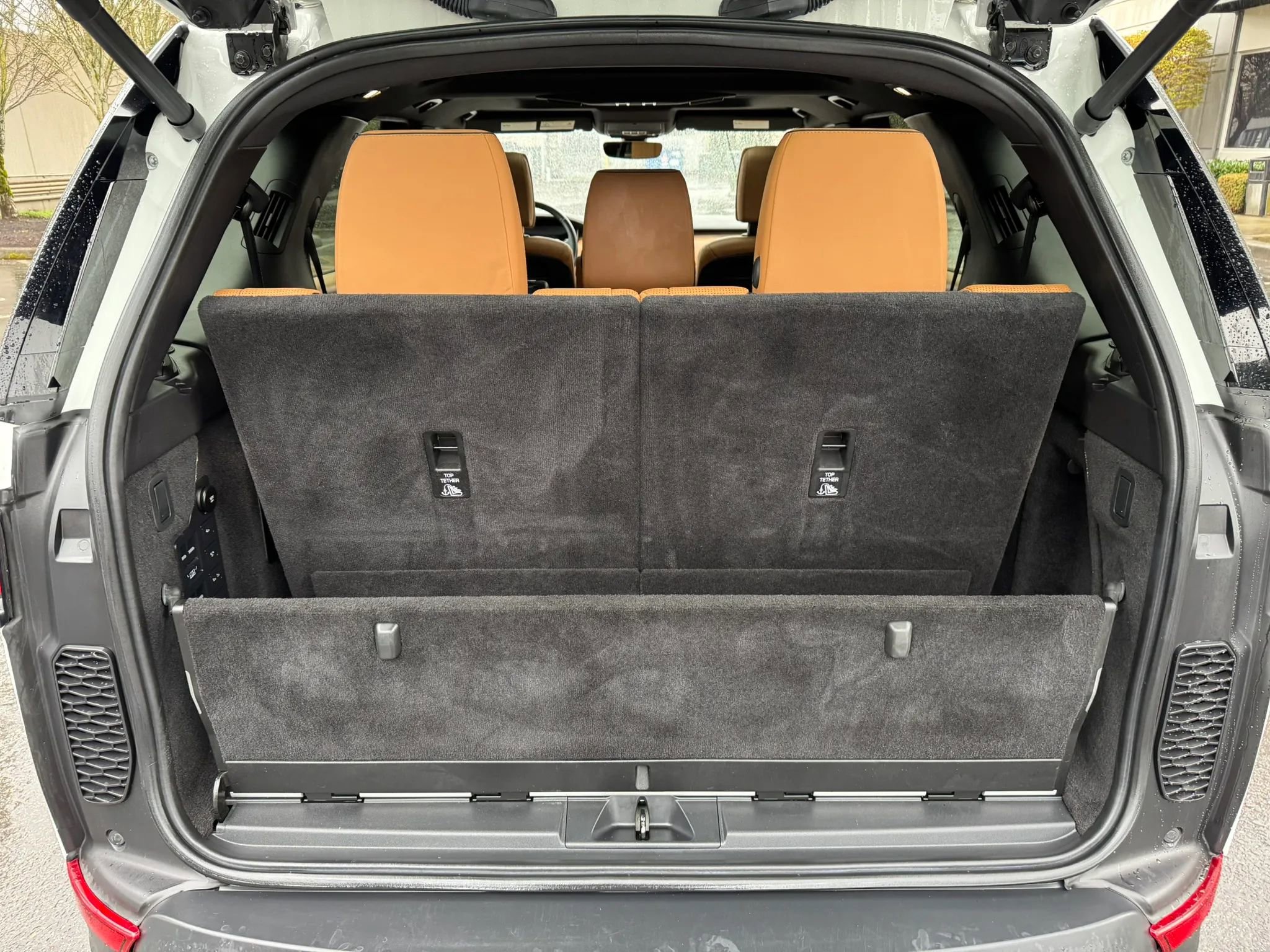 Used 2019 Land Rover Discovery HSE Luxury AWD/4WD image 29