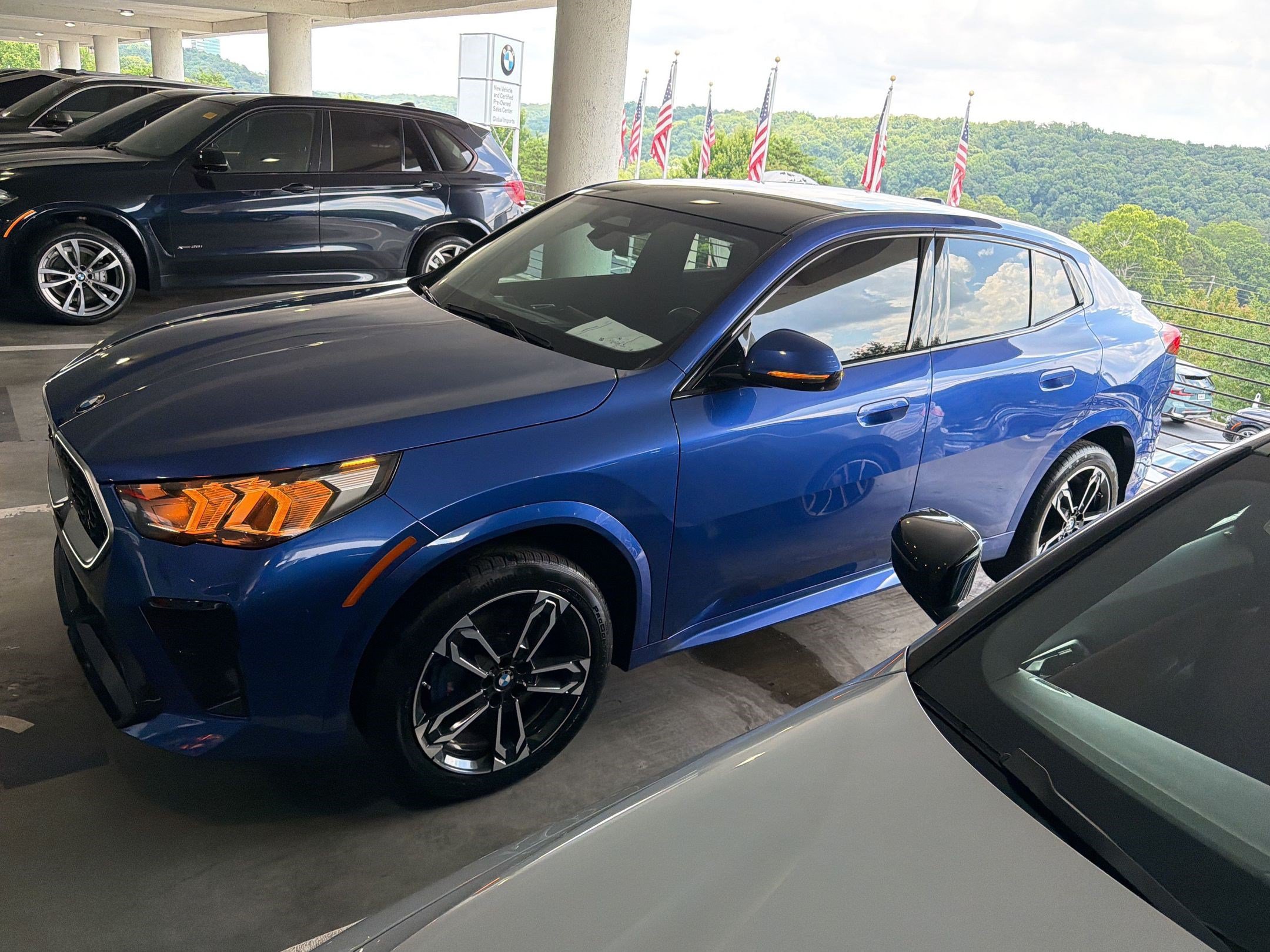Certified 2024 BMW X2 xDrive28i w/ Premium Package AWD/4WD image 10