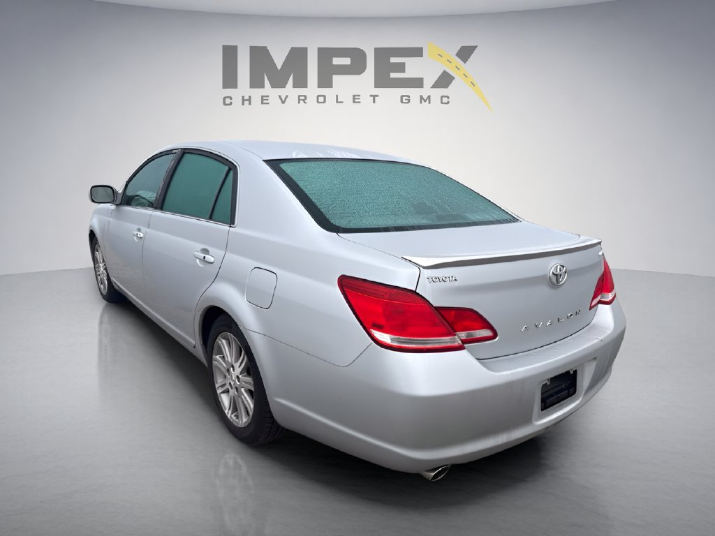 Used 2007 Toyota Avalon Limited FWD image 3