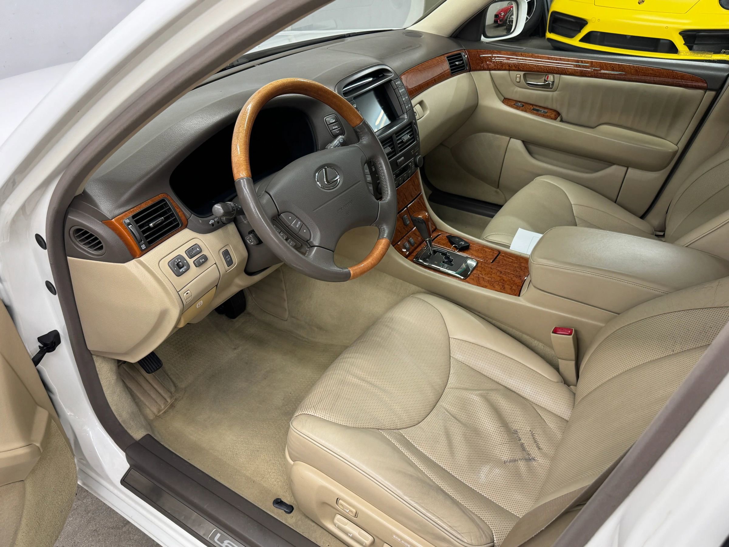 Used 2006 Lexus LS 430 RWD image 14