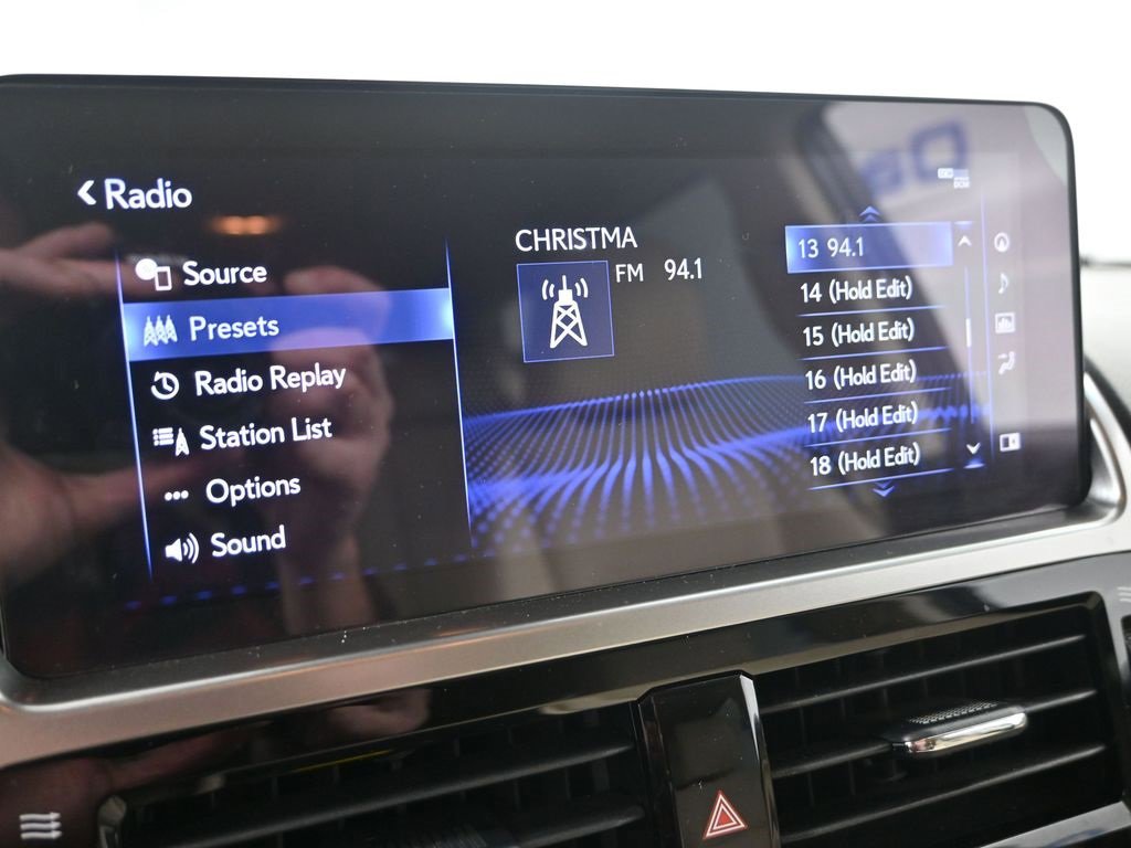 Used 2023 Lexus GX 460 Premium image 17