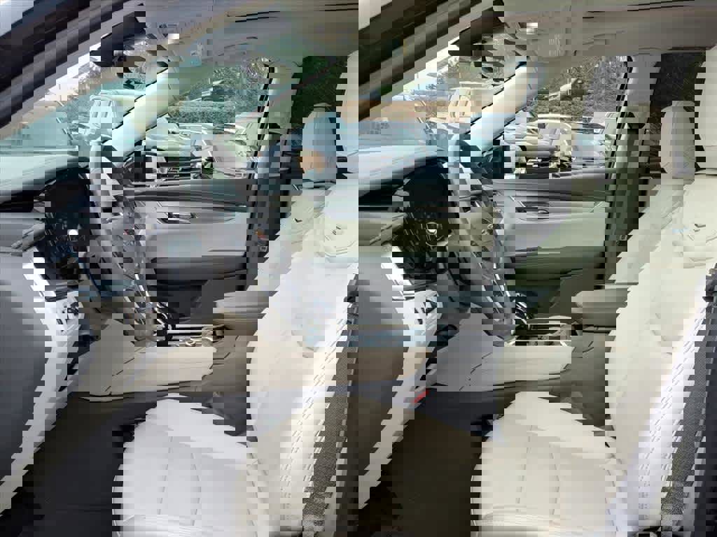 Used 2021 Cadillac XT5 Premium Luxury image 14