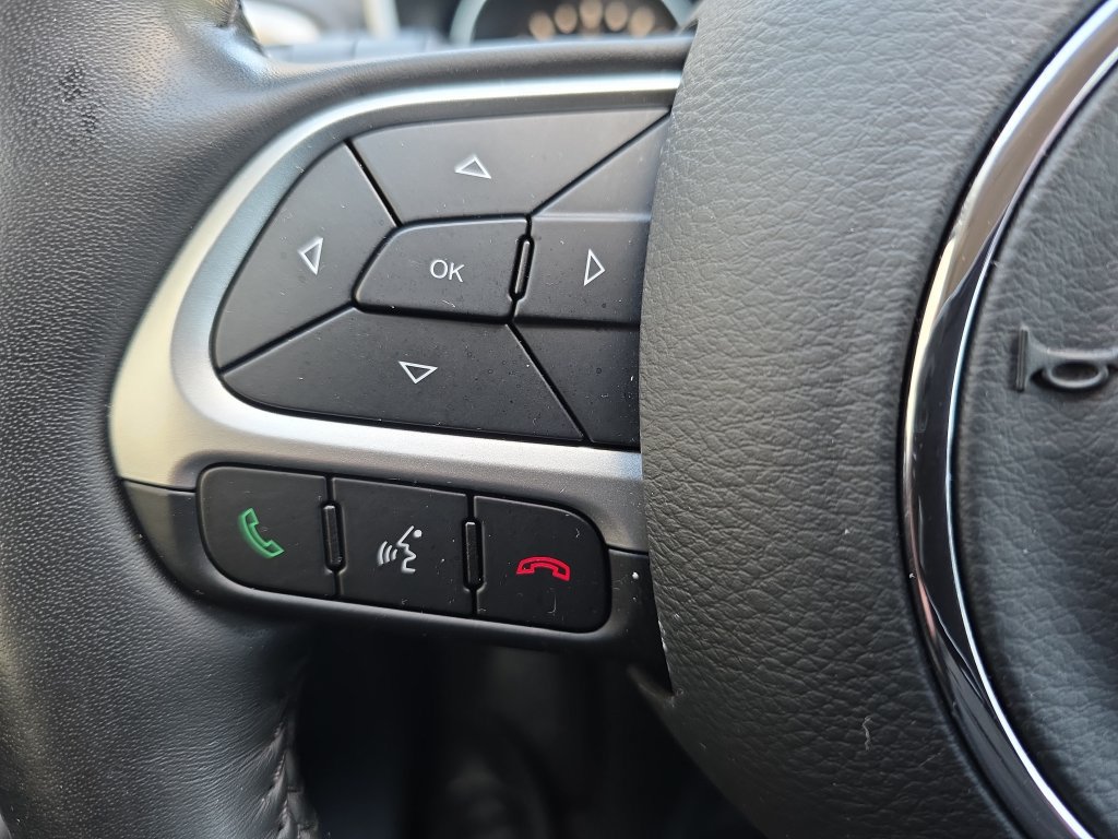 Used 2019 Jeep Compass Sport w/ Cold Weather Group AWD/4WD image 19
