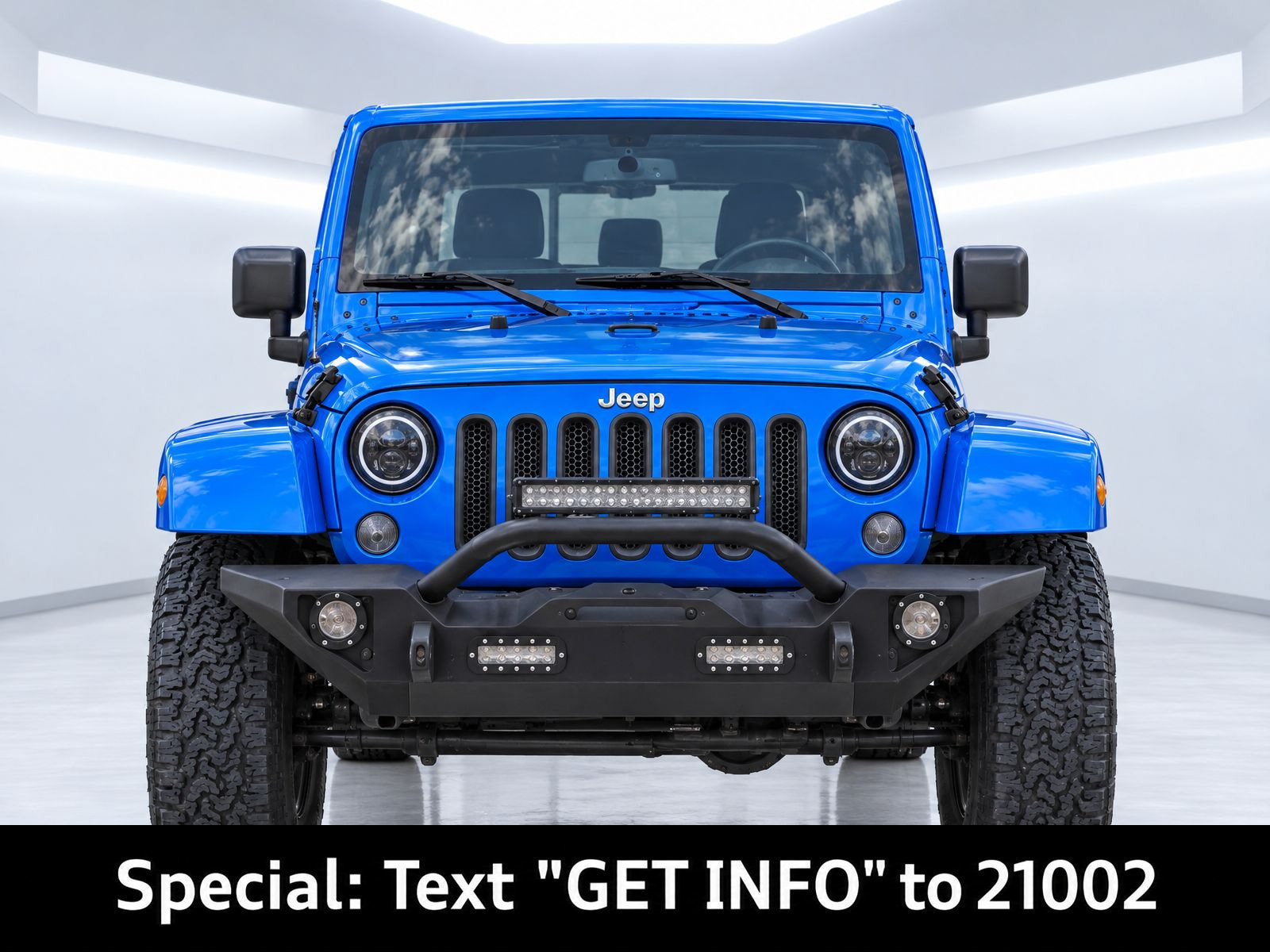 Used 2015 Jeep Wrangler Unlimited Sahara w/ Connectivity Group AWD/4WD image 5
