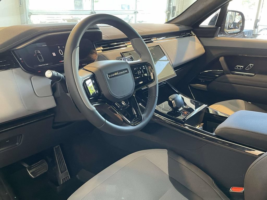Certified 2024 Land Rover Range Rover Sport AWD/4WD image 14