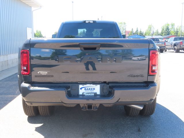 New 2026 RAM 3500 Big Horn AWD/4WD image 10