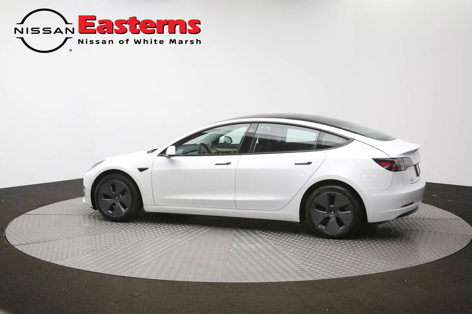 Used 2023 Tesla Model 3 Standard Range RWD image 57