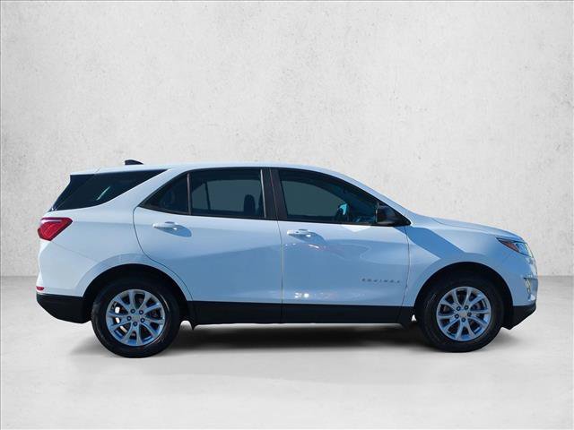 Used 2020 Chevrolet Equinox LS w/ LPO, Floor Liner Package FWD image 4