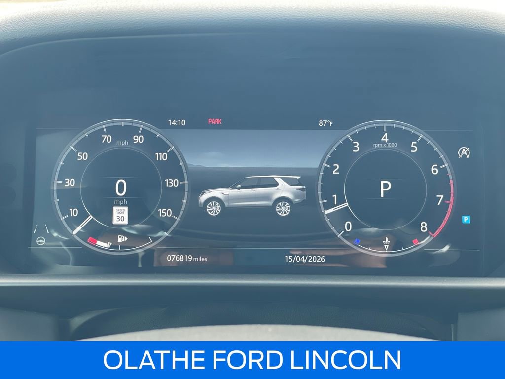 Used 2019 Land Rover Discovery HSE AWD/4WD image 16