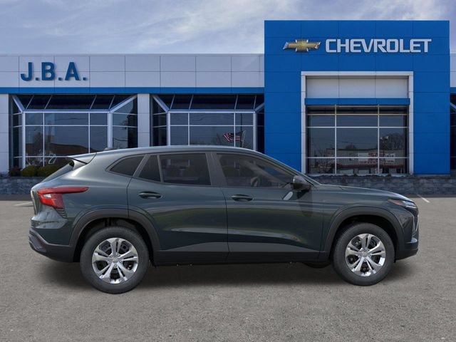 New 2026 Chevrolet Trax LS FWD image 5
