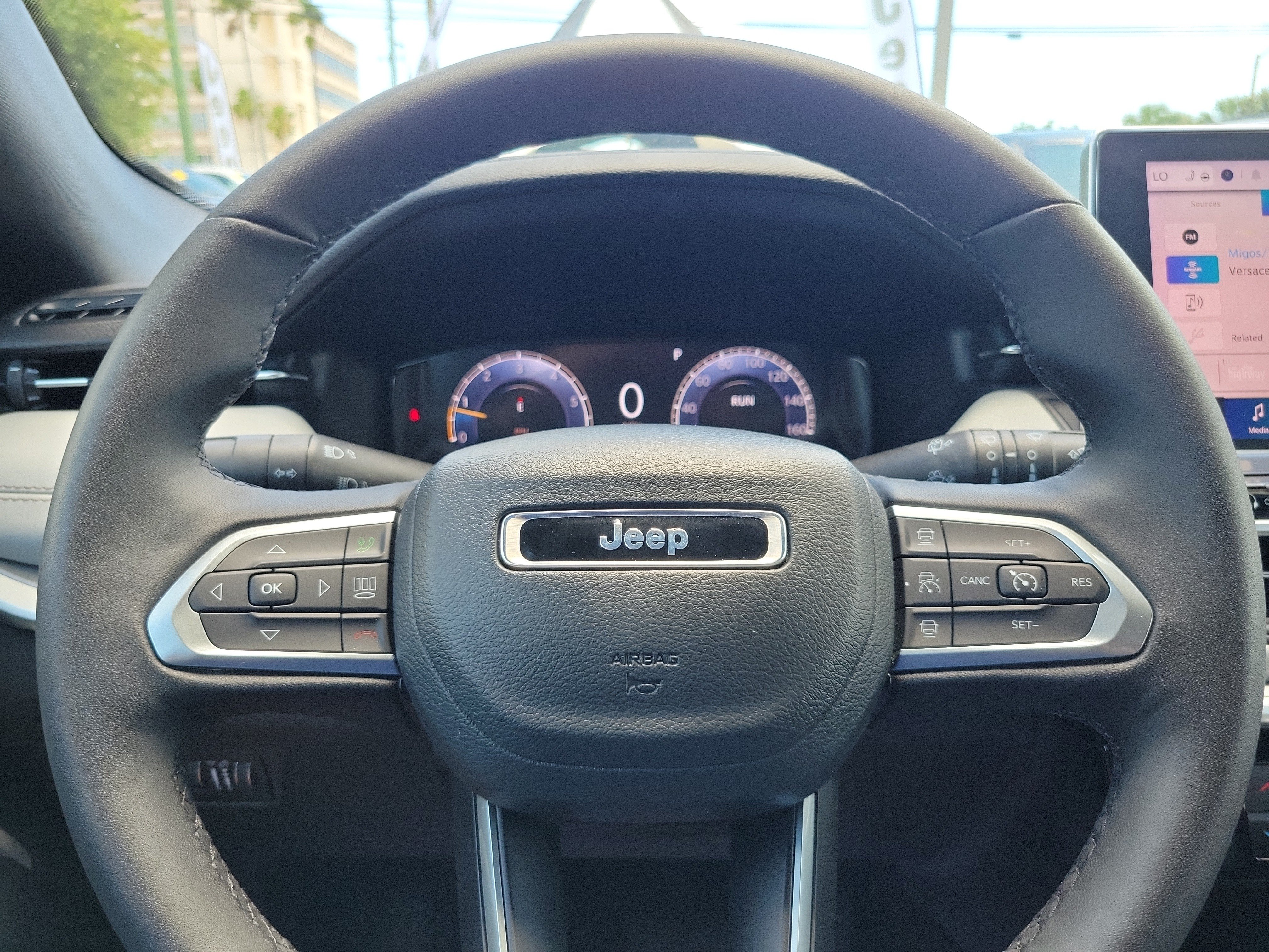 Used 2024 Jeep Compass Limited w/ Elite Group AWD/4WD image 18