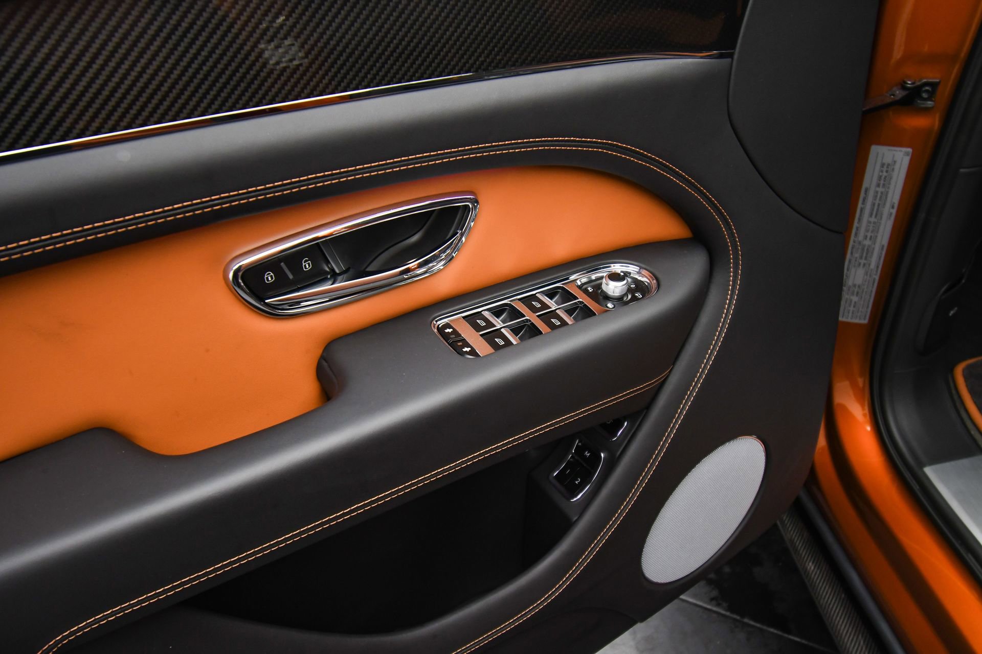 Certified 2022 Bentley Bentayga image 44