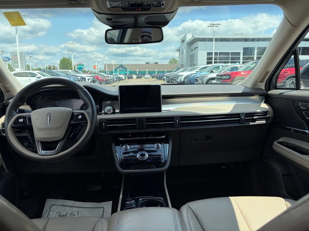 Used 2022 Lincoln Corsair AWD w/ Premium Package image 20