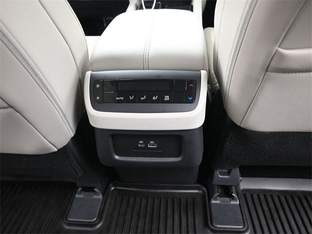 Certified 2025 Nissan Pathfinder SL image 24