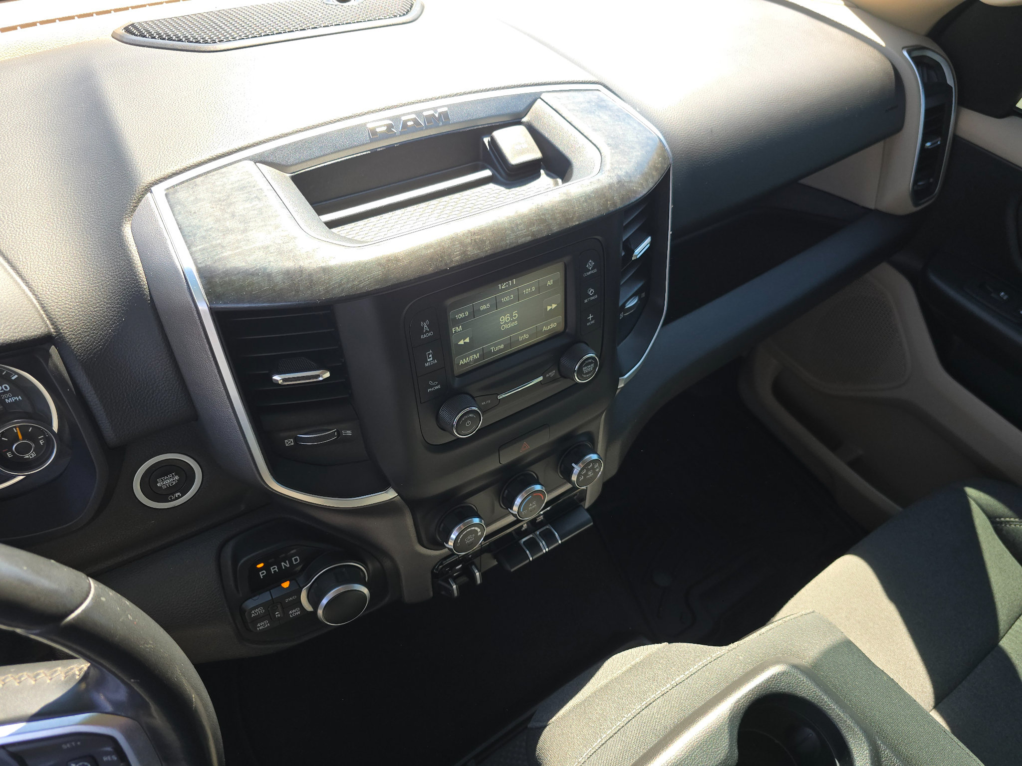 Used 2019 RAM 1500 Big Horn w/ Trailer Tow Group AWD/4WD image 25
