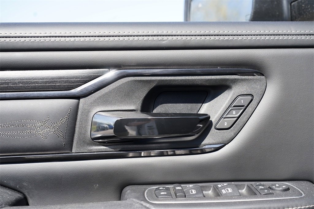 Used 2023 RAM 1500 Limited image 18