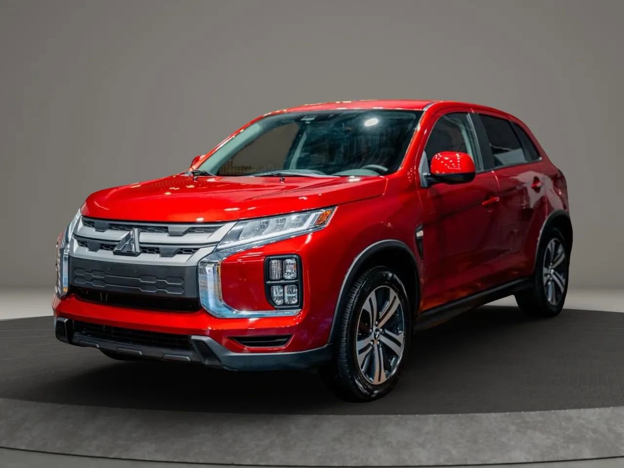 Used 2021 Mitsubishi Outlander Sport SE image 1