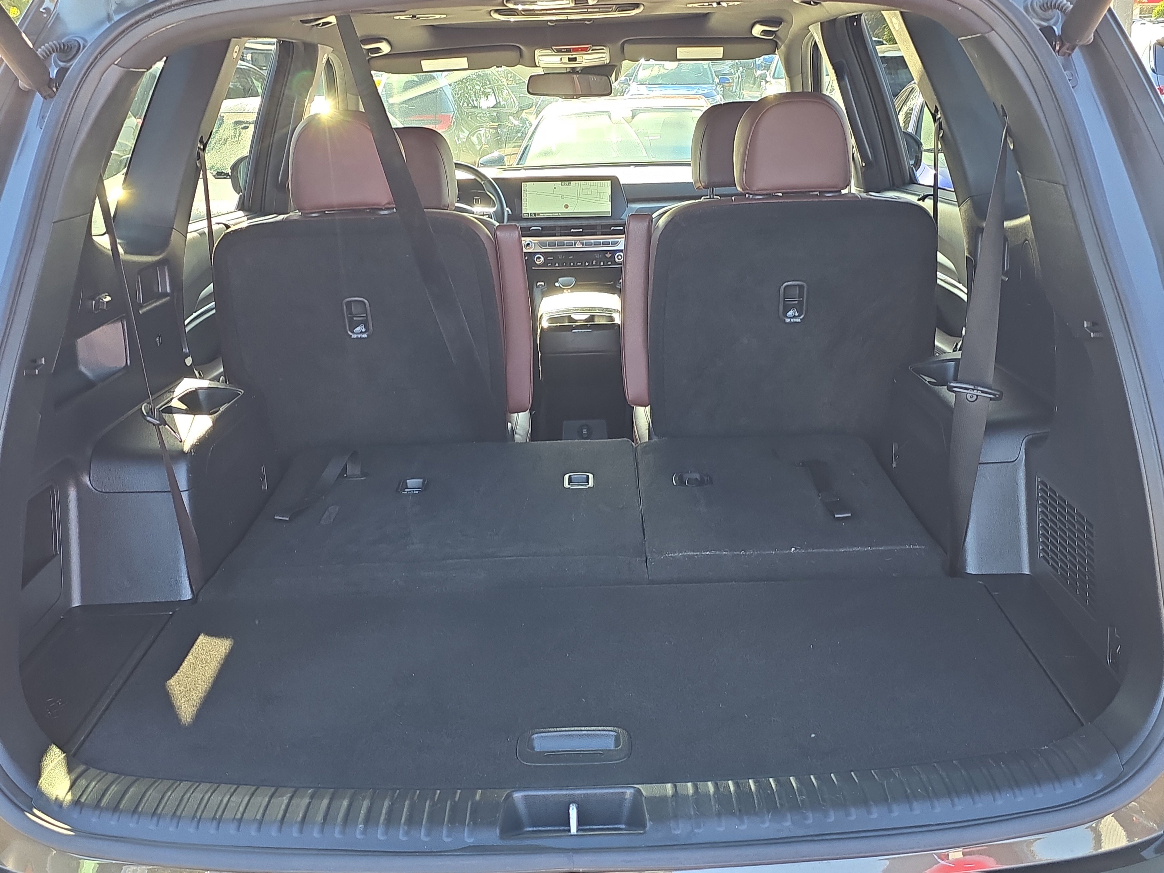 Certified 2023 Kia Telluride EX w/ EX Captain's Chair Package image 12