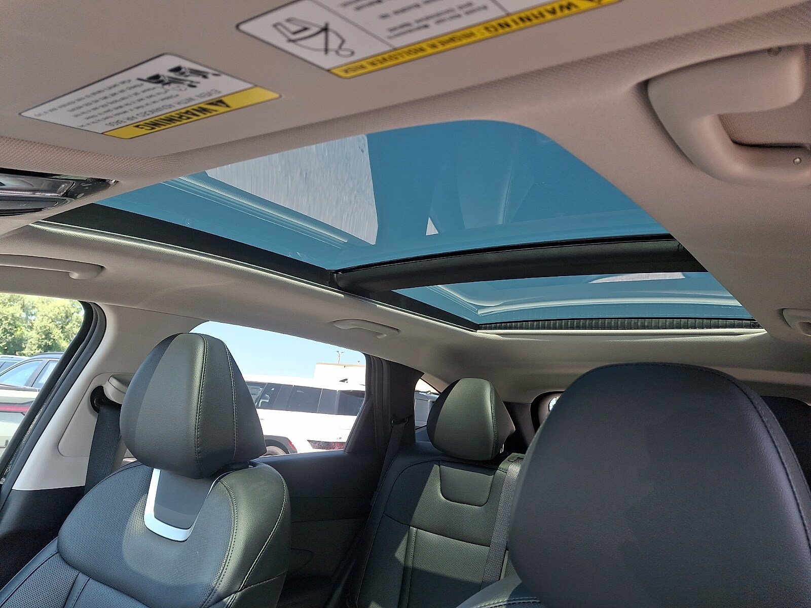 Certified 2025 Hyundai Tucson Limited AWD/4WD image 15