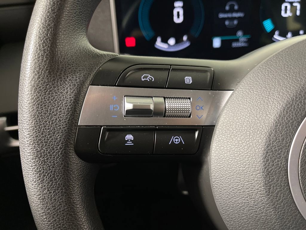 Certified 2025 Hyundai Tucson SEL image 28