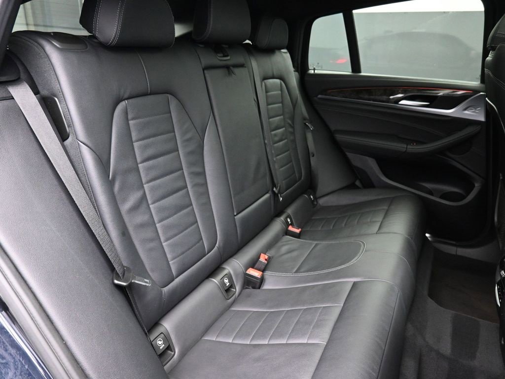 Used 2019 BMW X4 M40i w/ Premium Package image 25