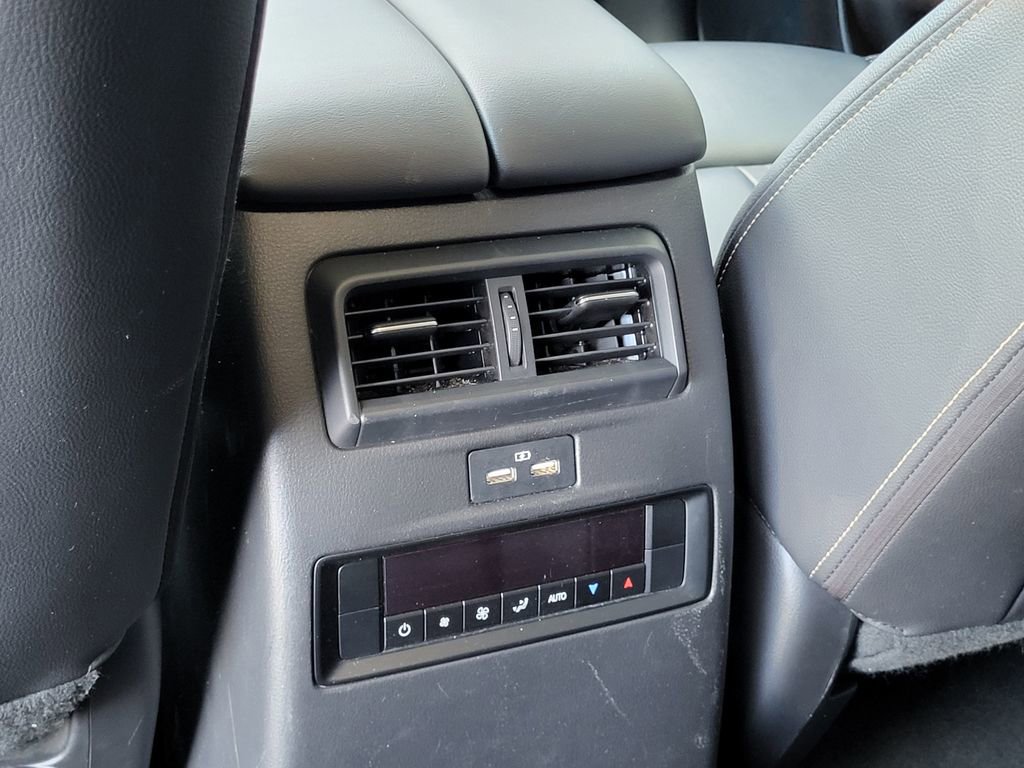 Used 2024 MAZDA CX-90 3.3 Turbo w/ Select Package image 26