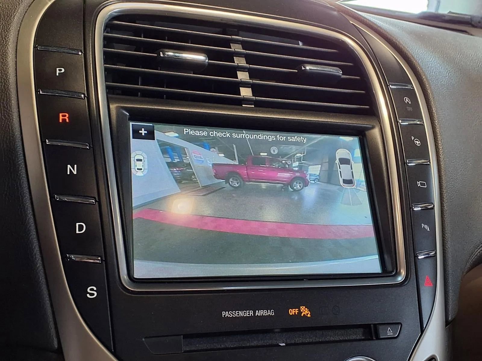 Used 2019 Lincoln Nautilus Reserve image 22