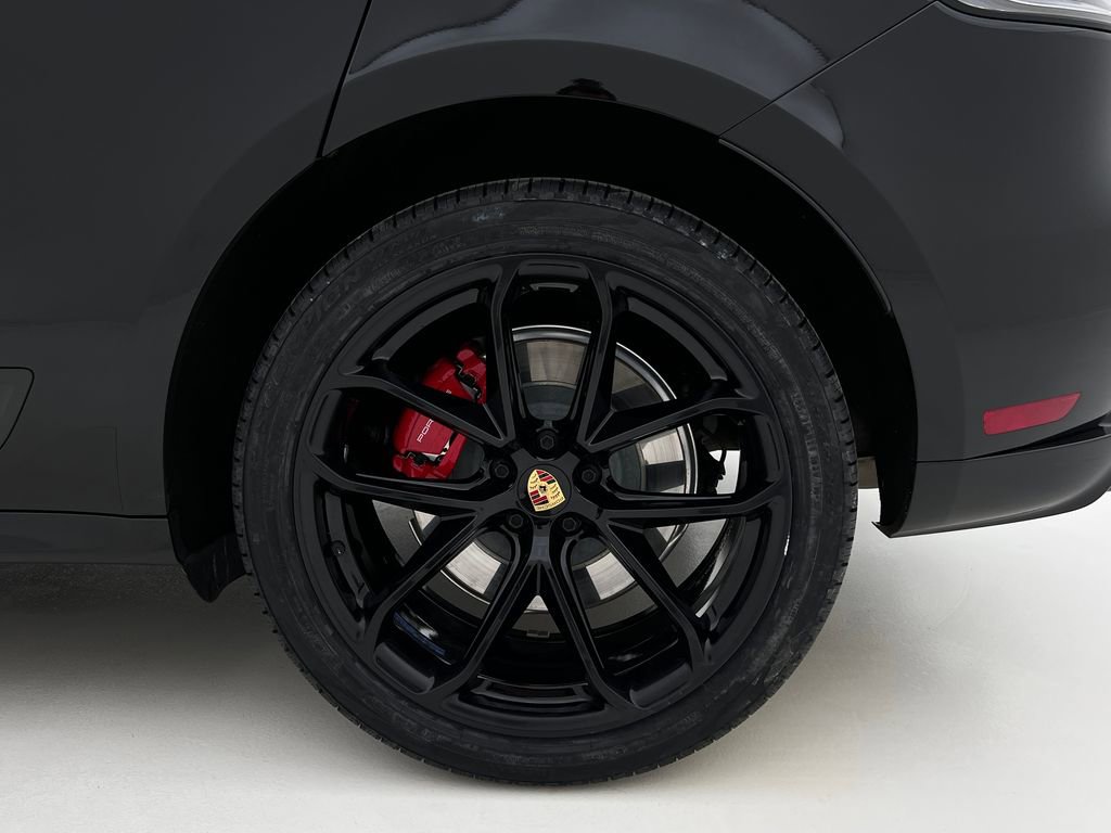 Used 2024 Porsche Macan GTS image 27