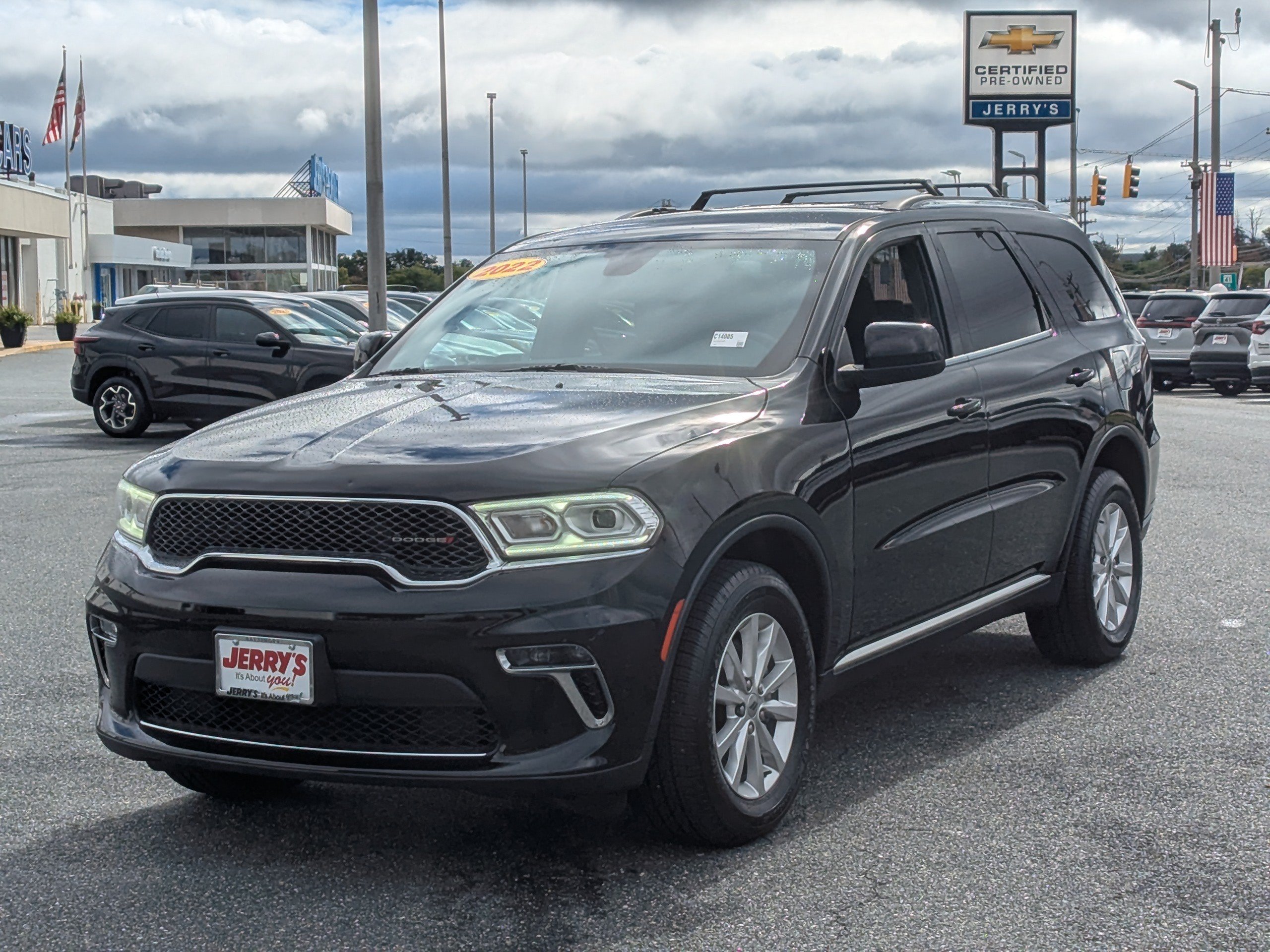 Used 2022 Dodge Durango SXT AWD/4WD image 4