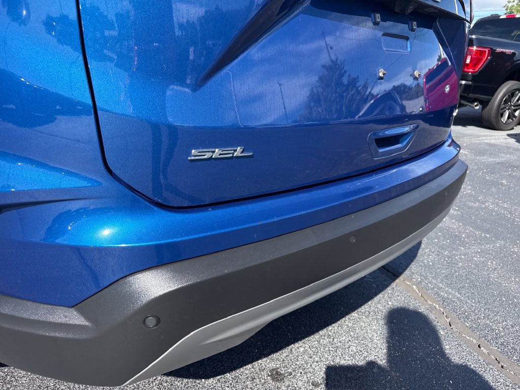 Used 2024 Ford Edge SEL AWD/4WD image 11