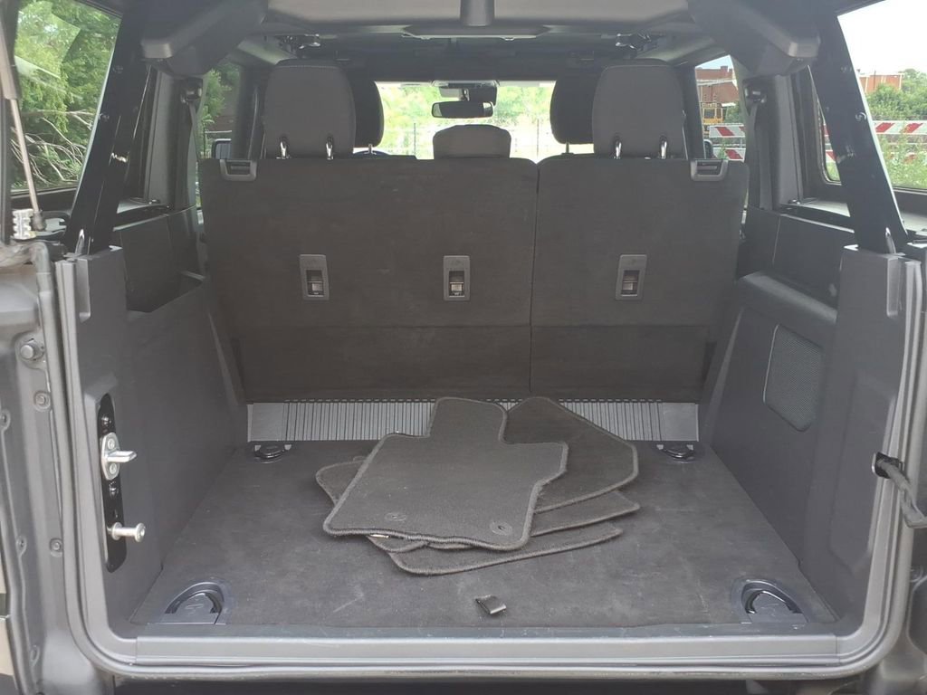 Used 2022 Ford Bronco Wildtrak AWD/4WD image 23