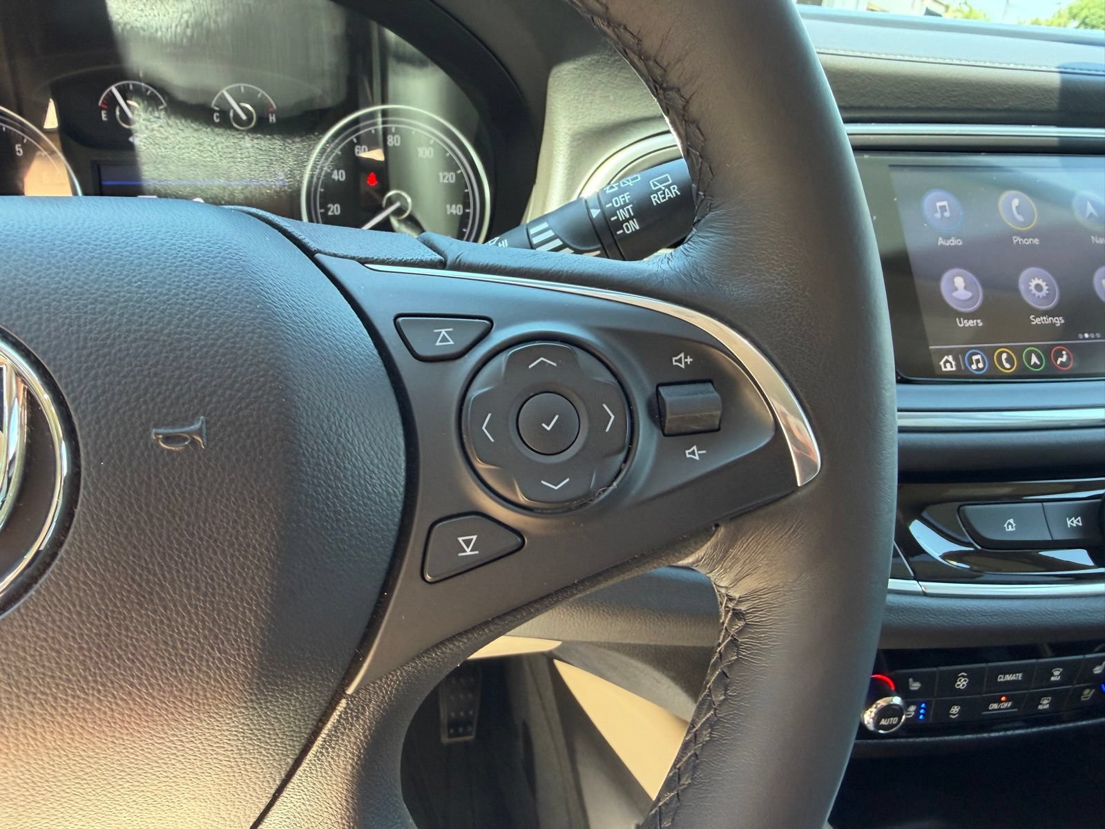 Used 2020 Buick Enclave Premium w/ Surround and Sites Package AWD/4WD image 15