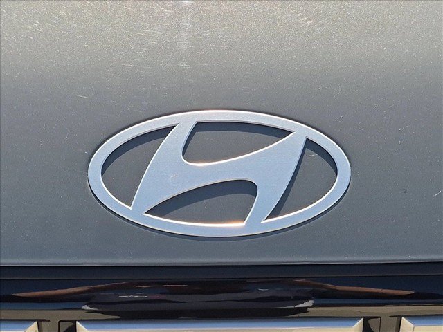 Used 2026 Hyundai Santa Fe SEL FWD image 22