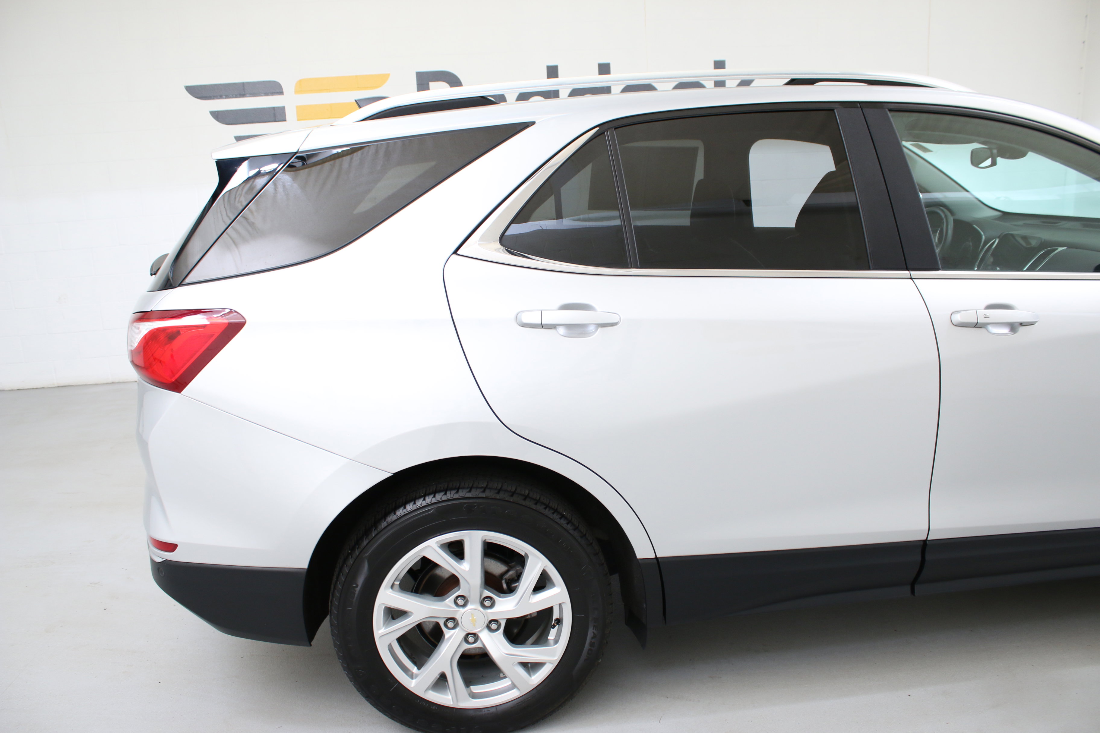 Used 2021 Chevrolet Equinox LT AWD/4WD image 9