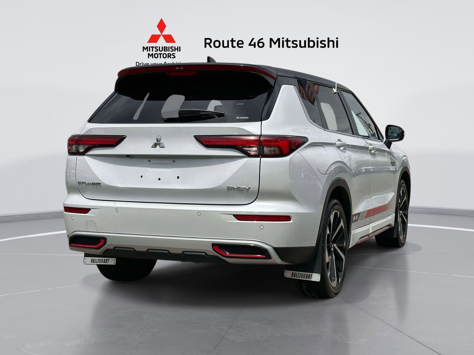 Used 2024 Mitsubishi Outlander Ralliart AWD/4WD image 4