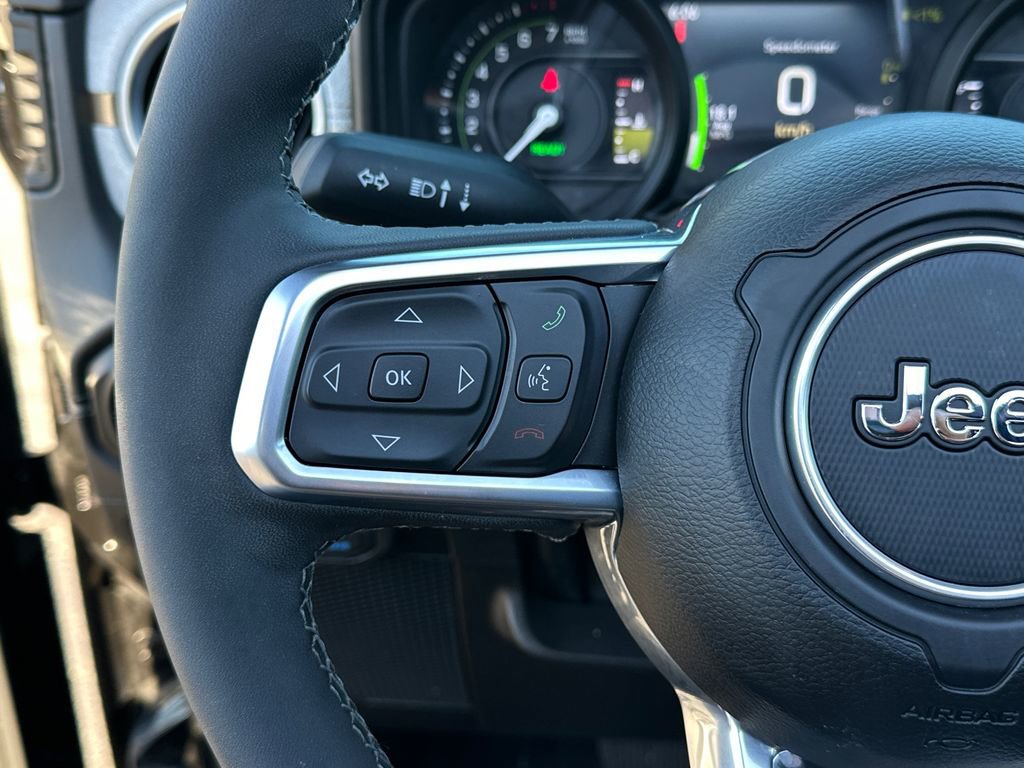 Used 2025 Jeep Wrangler Unlimited Sahara w/ Safety Group image 22