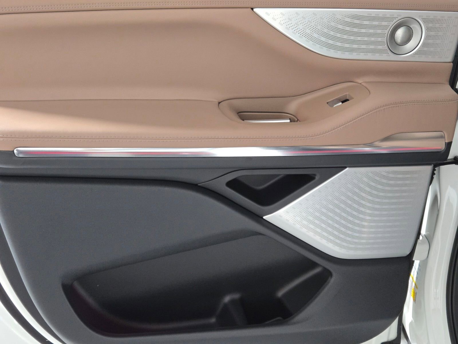 New 2026 Lincoln Navigator L Black Label image 23