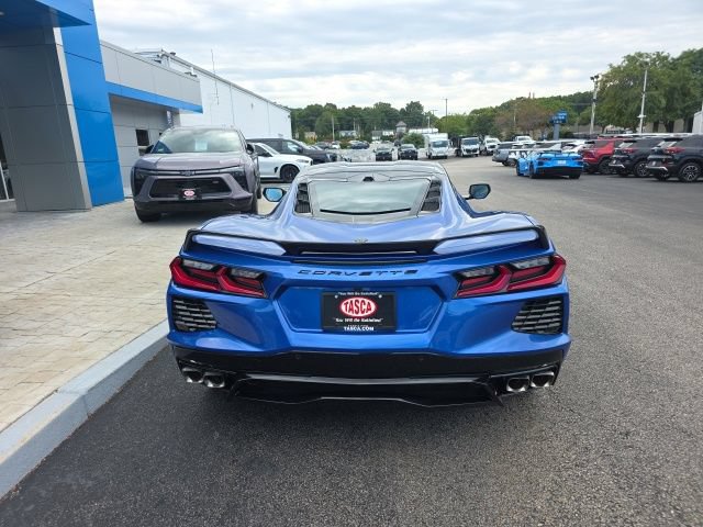 Used 2022 Chevrolet Corvette Stingray Preferred Cpe w/ Z51 Performance Package RWD image 3