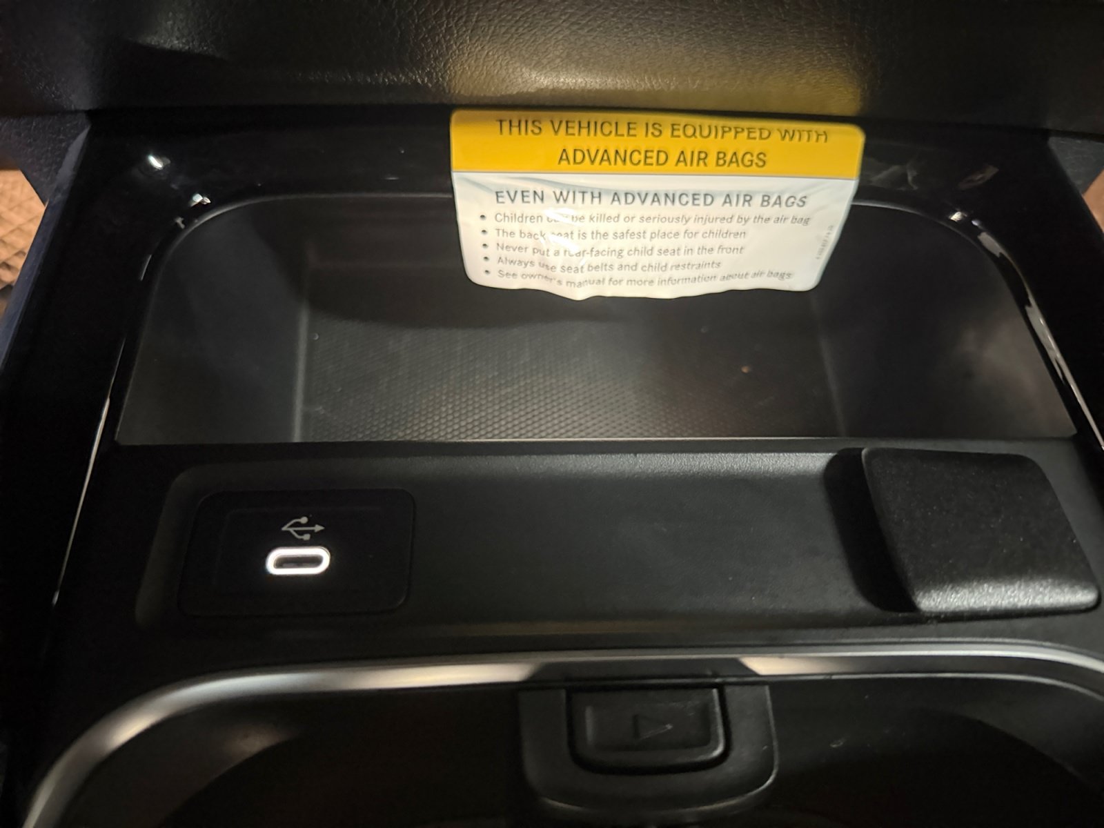 Used 2026 Mercedes-Benz GLB 250 image 24
