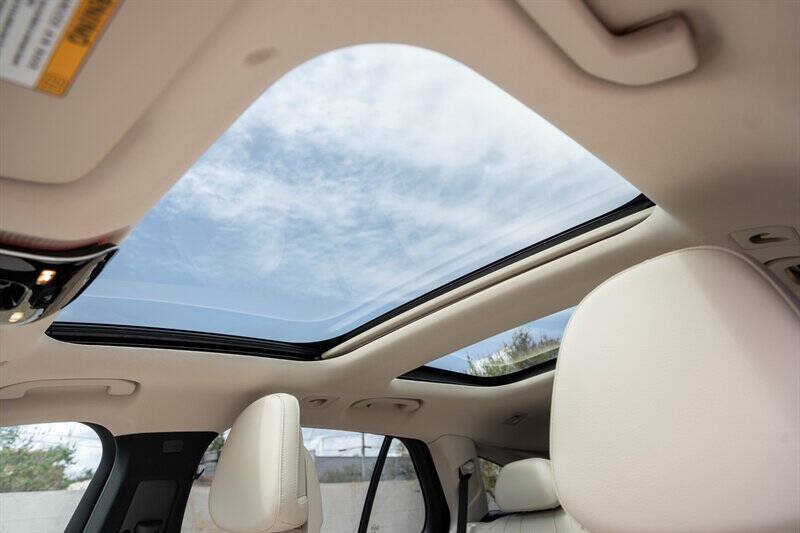 Used 2025 Mercedes-Benz E 450 image 11