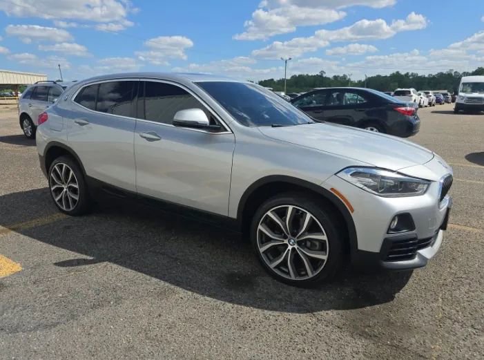 Used 2018 BMW X2 xDrive28i w/ Convenience Package AWD/4WD image 2