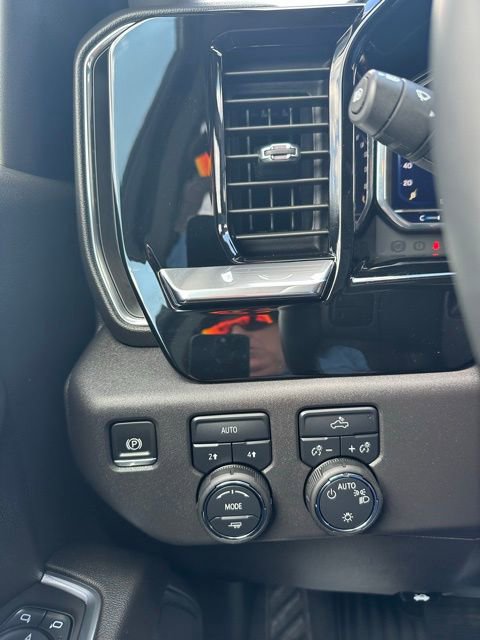 Certified 2025 Chevrolet Silverado 1500 LT image 44