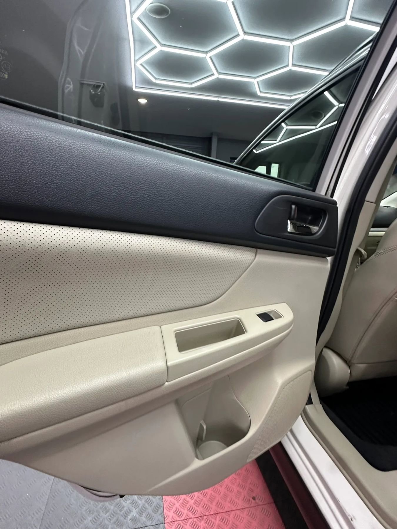 Used 2014 Subaru Crosstrek 2.0i Limited image 22