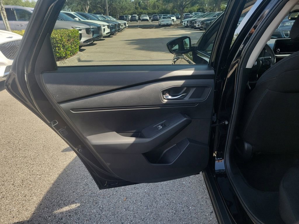 Used 2023 Honda Accord EX image 14