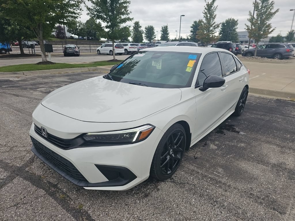 Used 2024 Honda Civic Sport image 1
